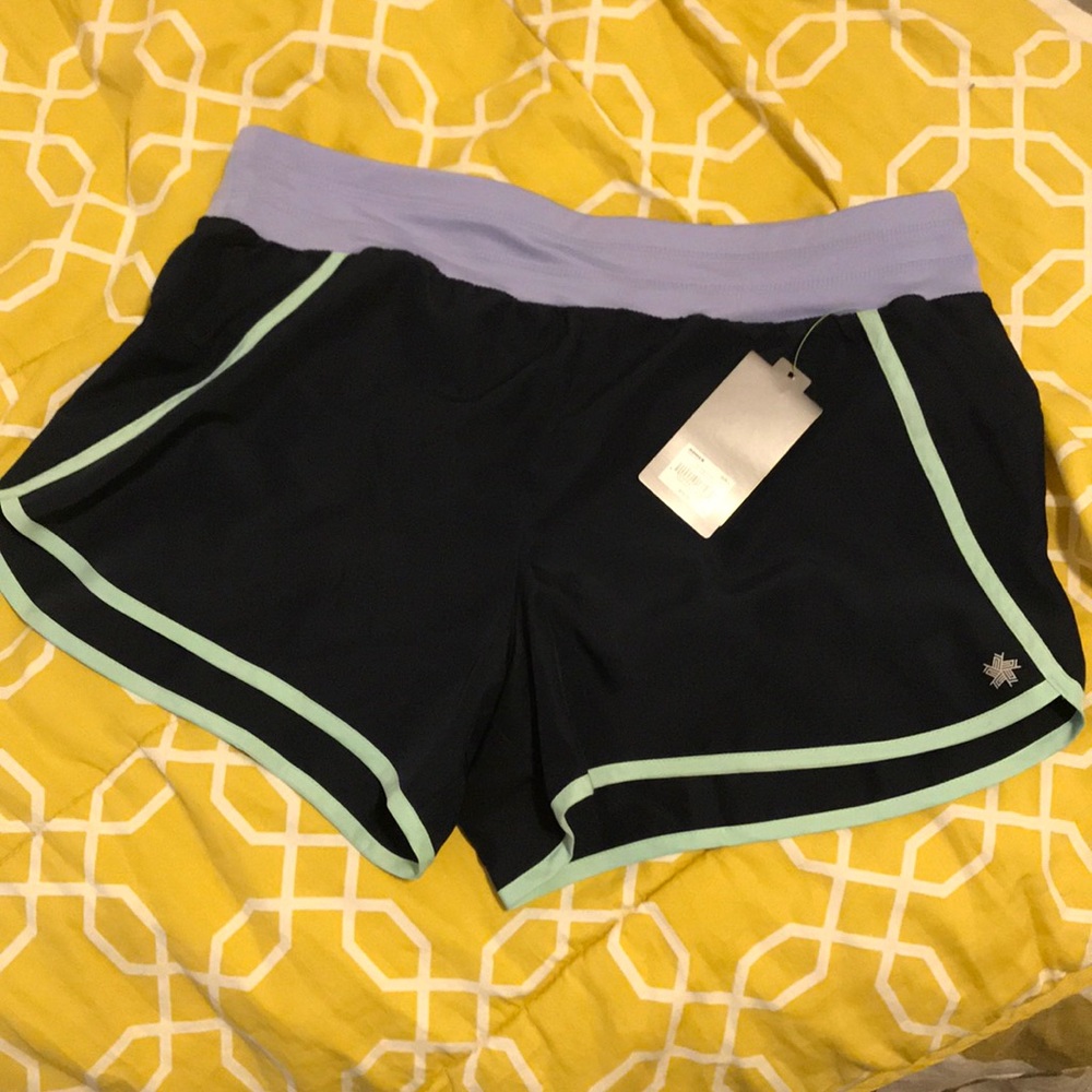 Running shorts